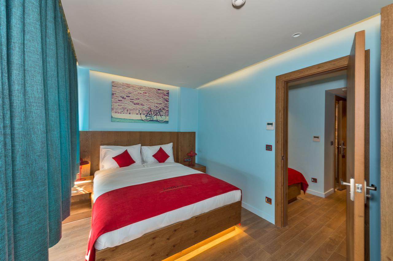 Taksim Istanbul Nis Hotel - Istiklal Street Luaran gambar